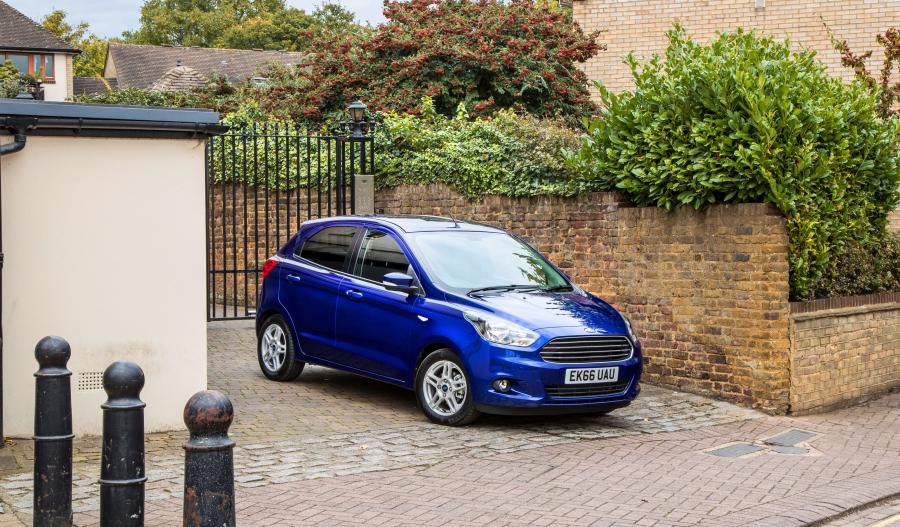  Ford Ka+ 2016 года  (UK) (фото 19 из 30)